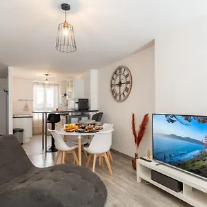  Appartement Coeur De Marseille, Au Calme, T3, By Sam